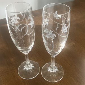 Vintage 1995 Avon Joyous Occasions Champagne Flutes